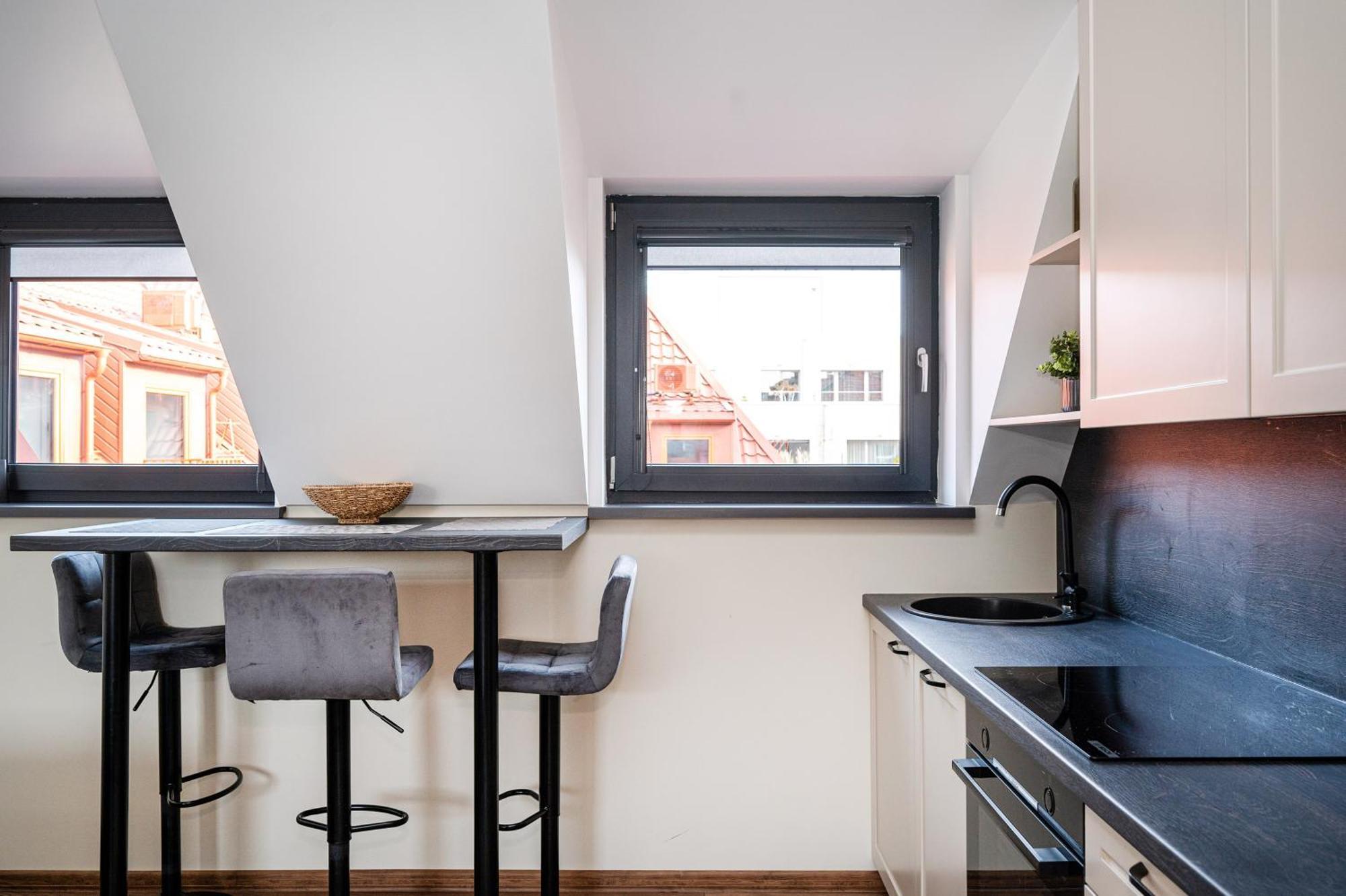 Cozy Central Attic Self Check In Vilnius Exterior foto