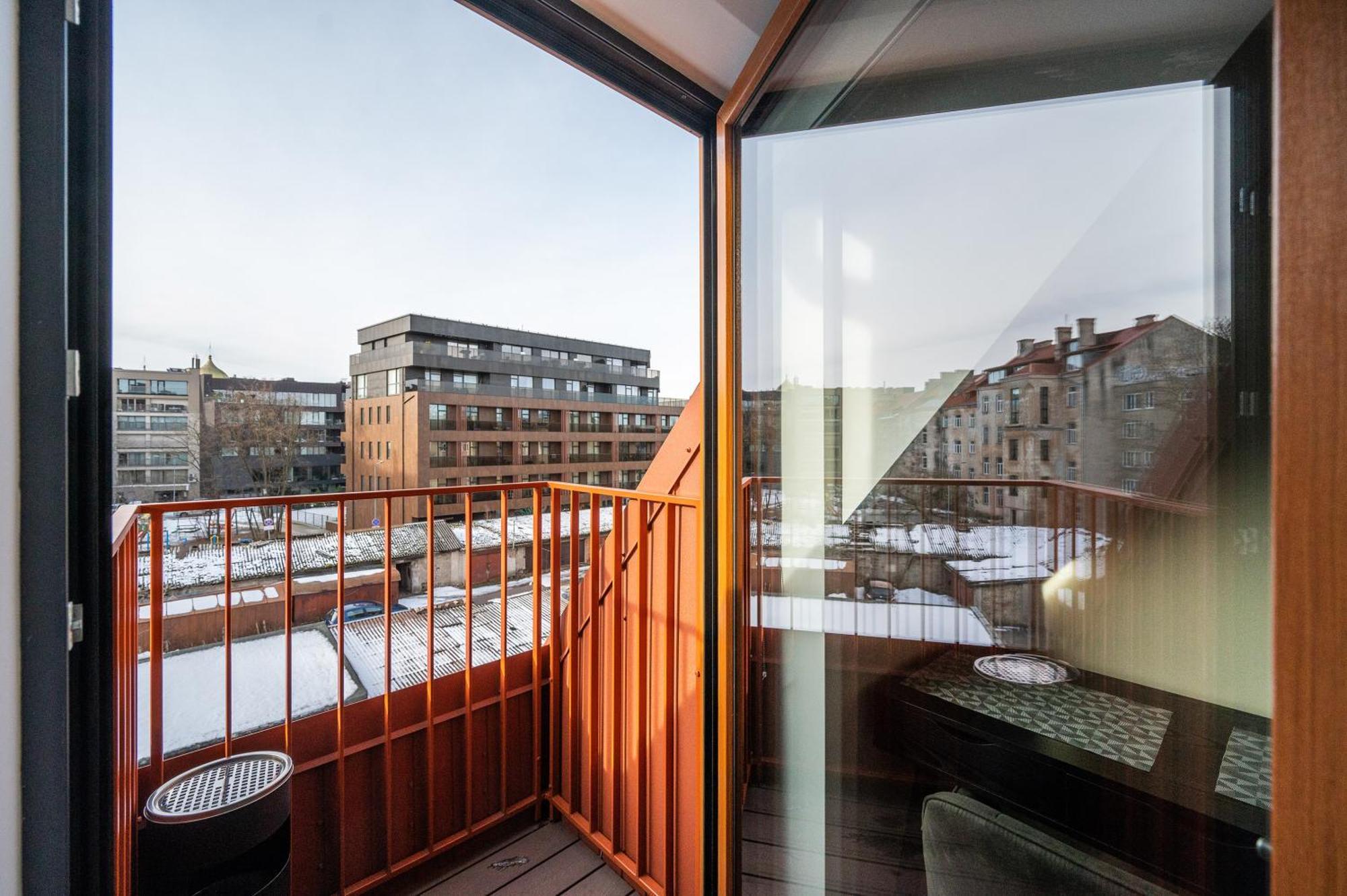 Cozy Central Attic Self Check In Vilnius Exterior foto